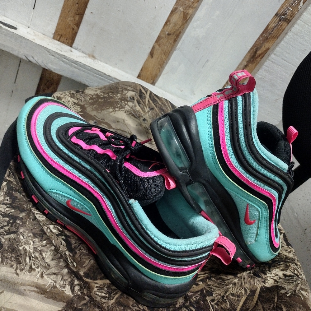Nike Air Max South Beach release 2019